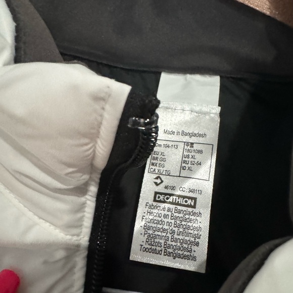 Puffer Vest - Picture 3 of 4